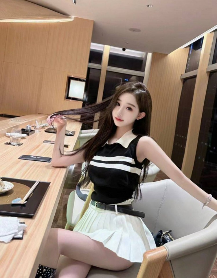 小寡妇在线观看免费播放电视剧,高清在线播放